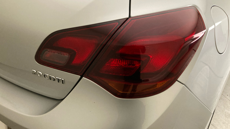 Vauxhall Astra 2.0 CDTi 16V ecoFLEX SRi 5dr Diesel Hatchback